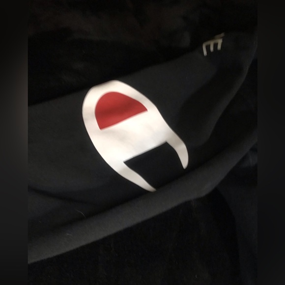 Limited edition Champion sweater - Picture 3 of 4